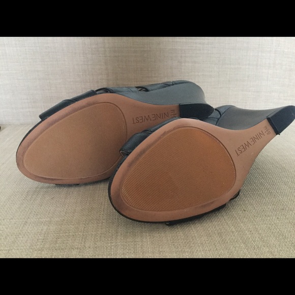 Nine West sandals - Picture 3 of 4